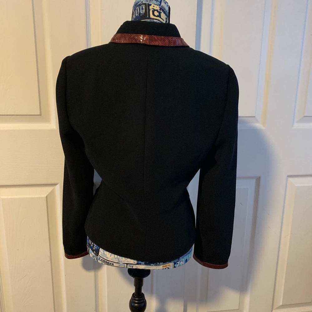 Donna Morgan Full Zip Python Trim Blazer Jacket - image 6